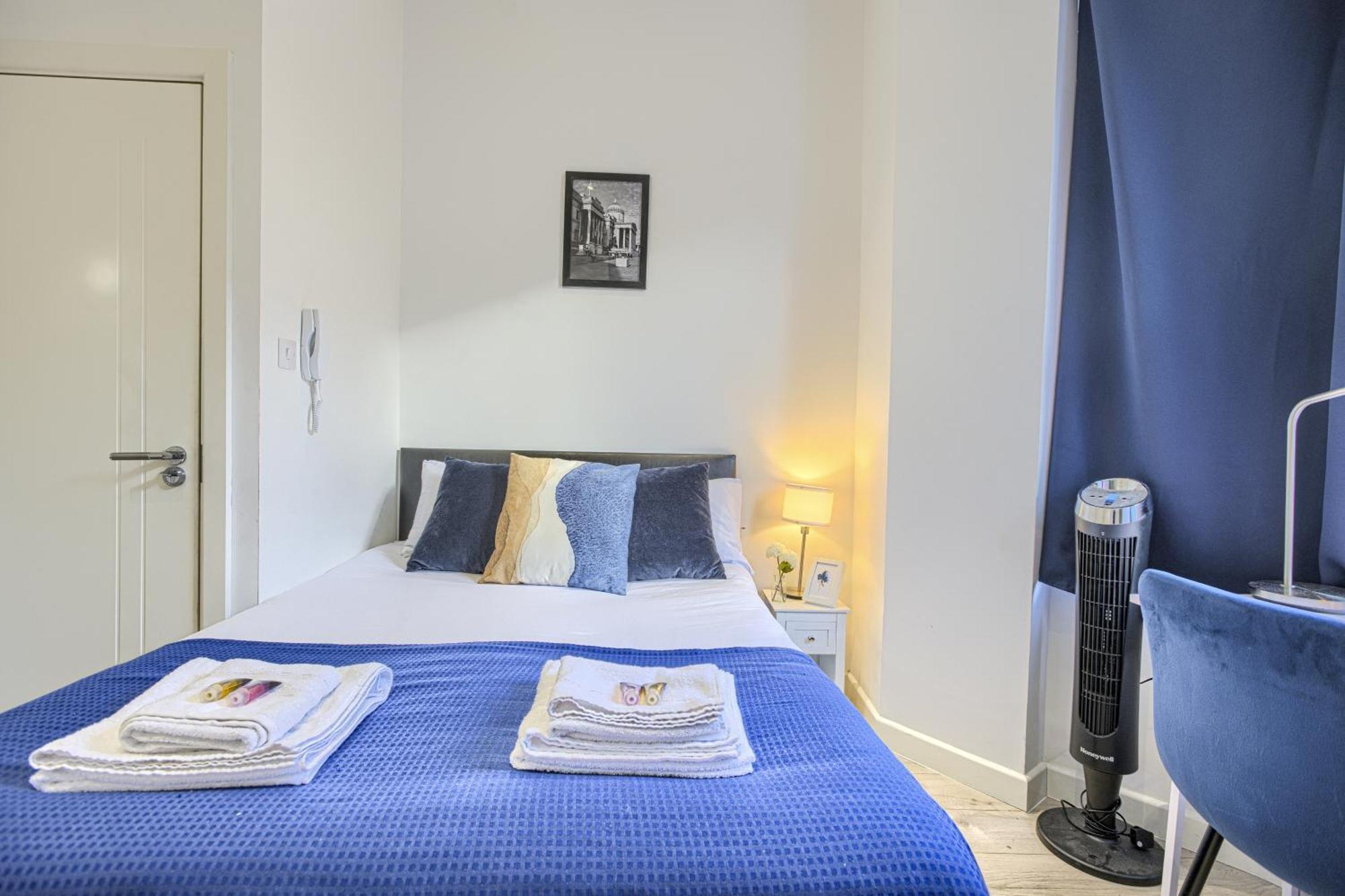 The Finsbury Deluxe Apartments Londra Oda fotoğraf