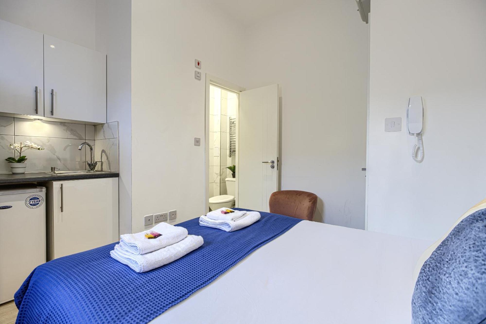 The Finsbury Deluxe Apartments Londra Oda fotoğraf
