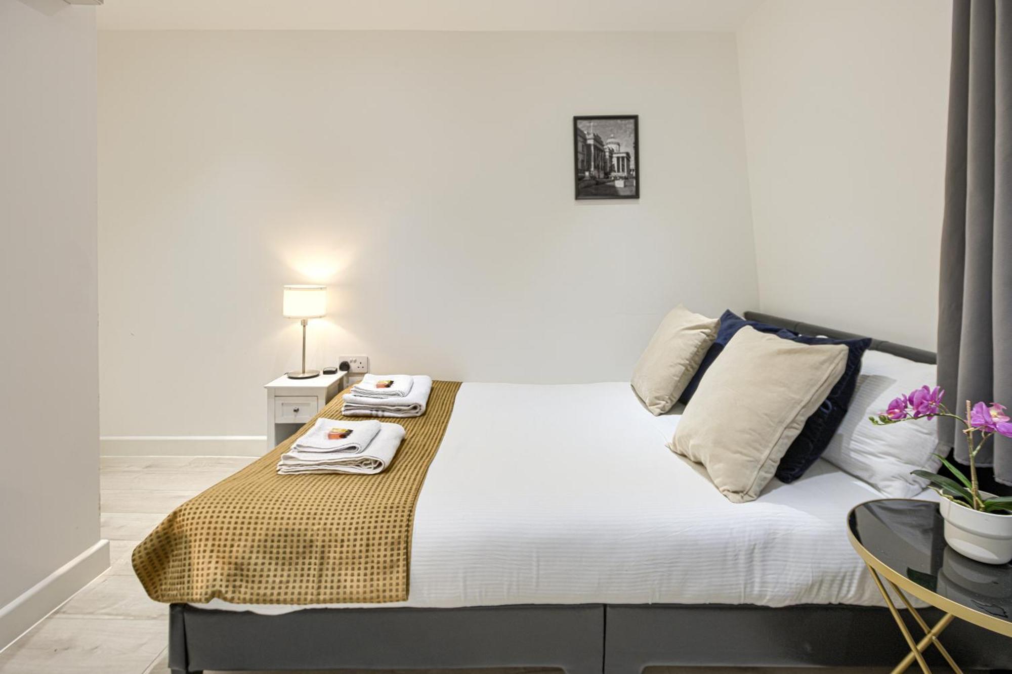 The Finsbury Deluxe Apartments Londra Oda fotoğraf