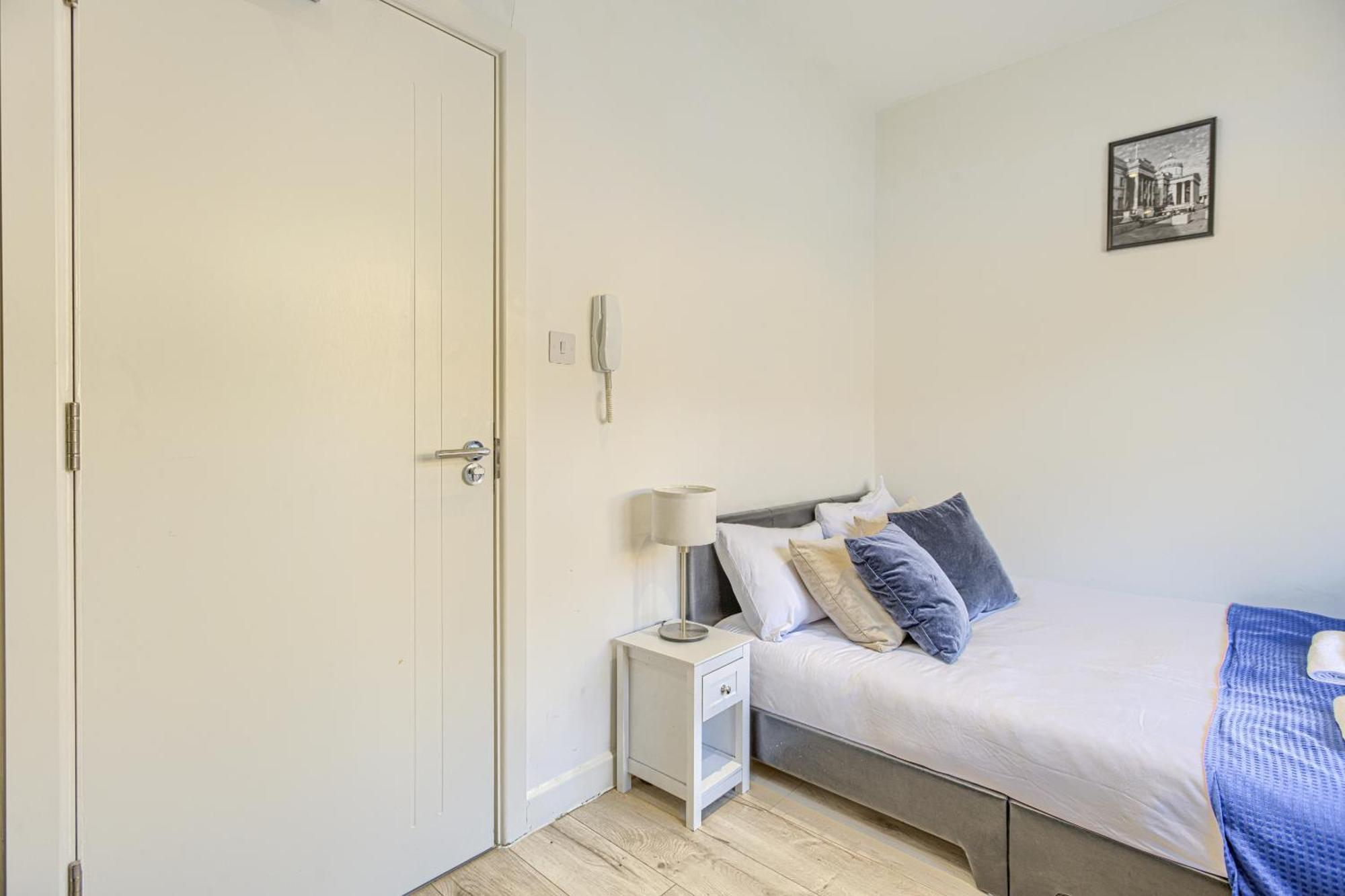 The Finsbury Deluxe Apartments Londra Oda fotoğraf